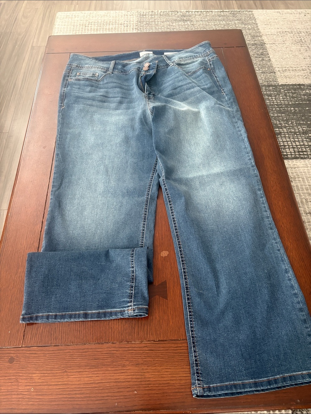 Angels double cute button jeans